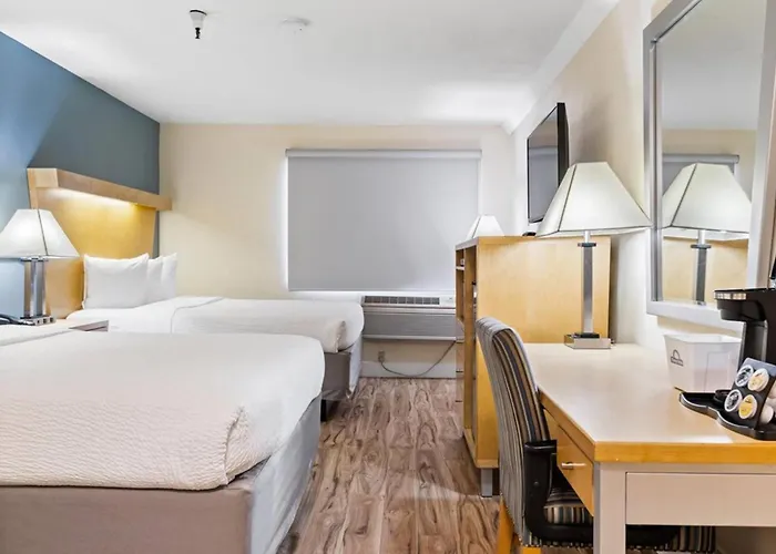 Days Inn By Wyndham Woodland