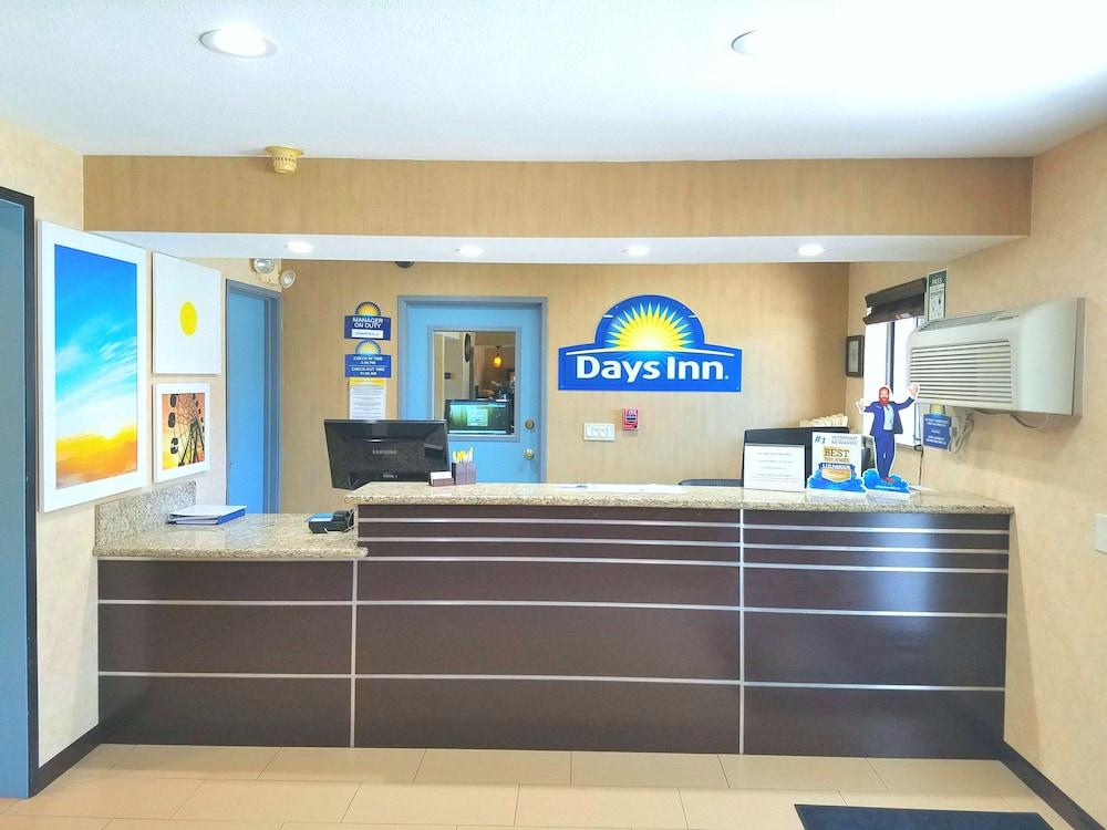 Days By Wyndham Hotel Woodland