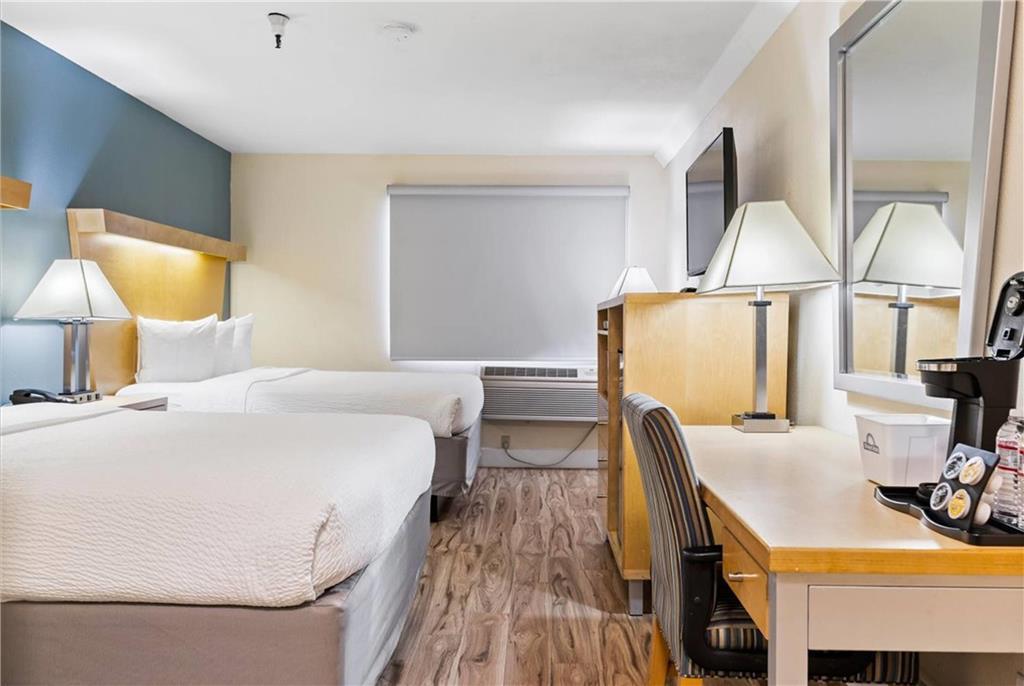 Days By Wyndham Hotel Woodland