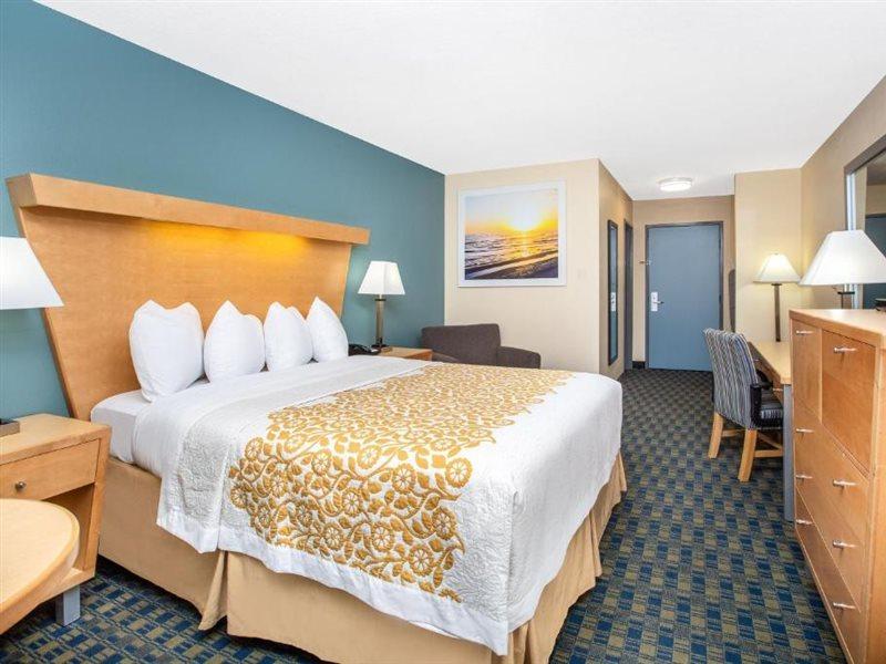 Days By Wyndham Hotel