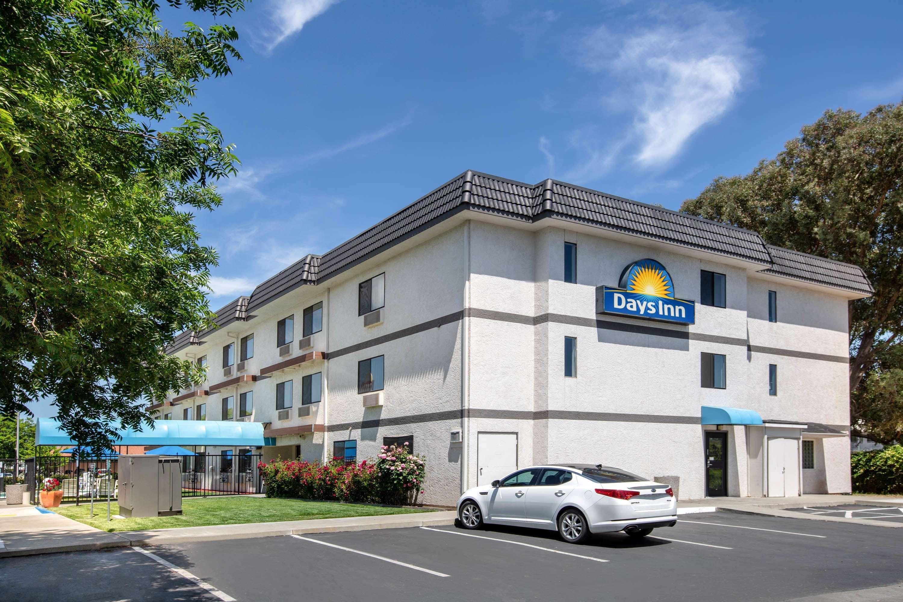 Days By Wyndham Hotel Woodland