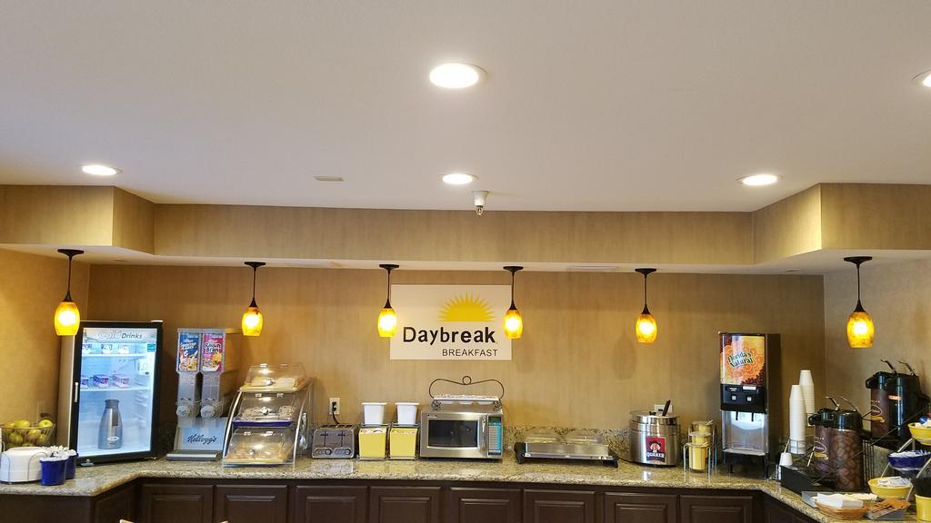Days By Wyndham Woodland