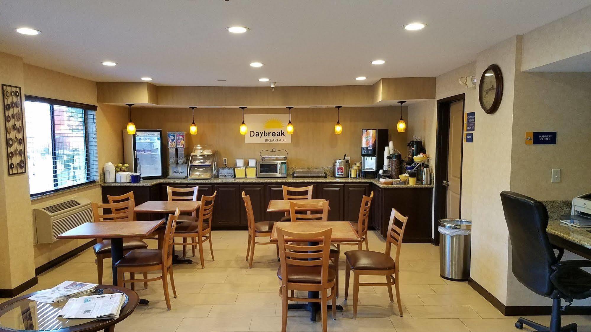 Days By Wyndham Hotel 2*